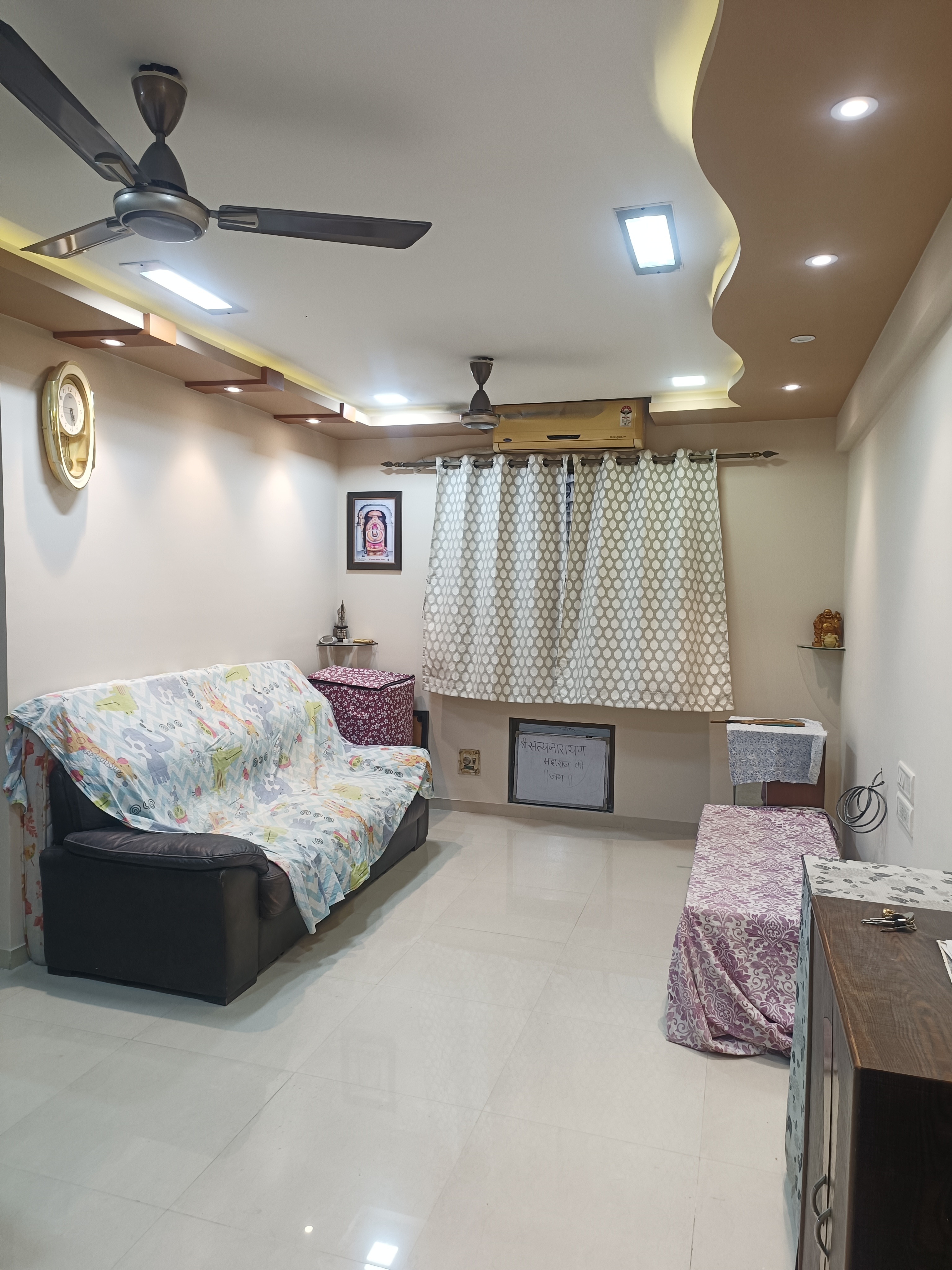 2 BHK Apartment For Rent in Lodha Paradise