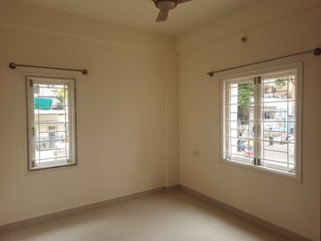 Room in 3 BHK Apartment at Cox Town – for Rent