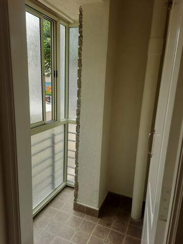 Furnished Amenities in 3 BHK Apartment at Cox Town – for Rent