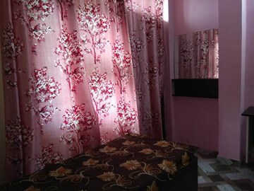 Bedroom in 2 BHK Builder Floor at Bindal Enclave, Phi Iv Greater Noida – for Rent