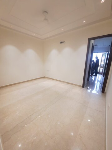 Room in 2 BHK Builder Floor at Malviya Nagar – for Rent