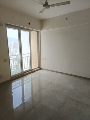 Room in 2 BHK Apartment at STG Atlantis, Panch Pakhadi – for Sale