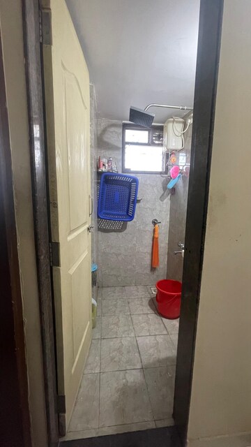 Attached Bathroom in 3 BHK Apartment at Jogeshwari West – for Rent
