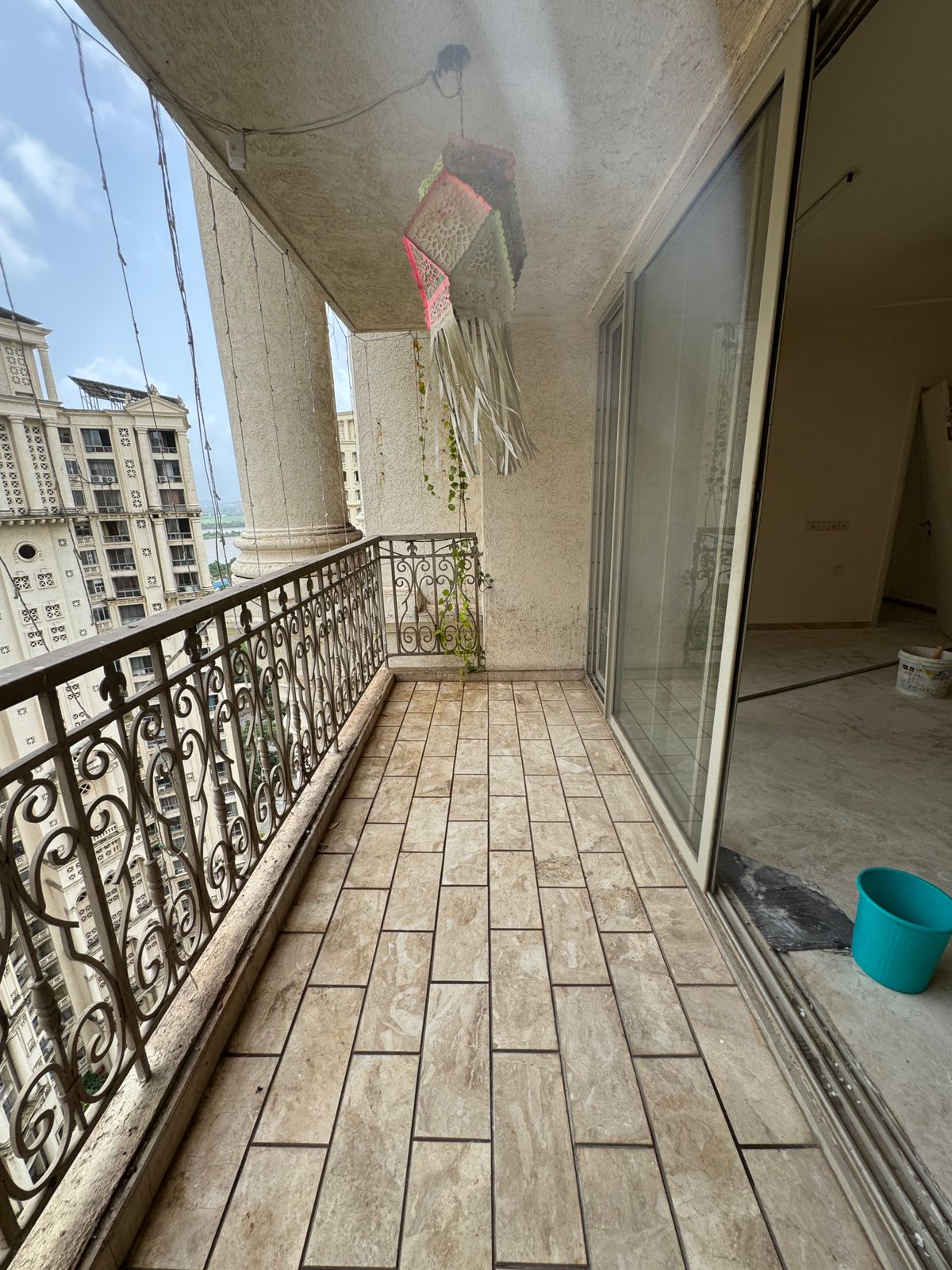 3 BHK + Pooja Room Apartment For Sale in Hiranandani Arlington