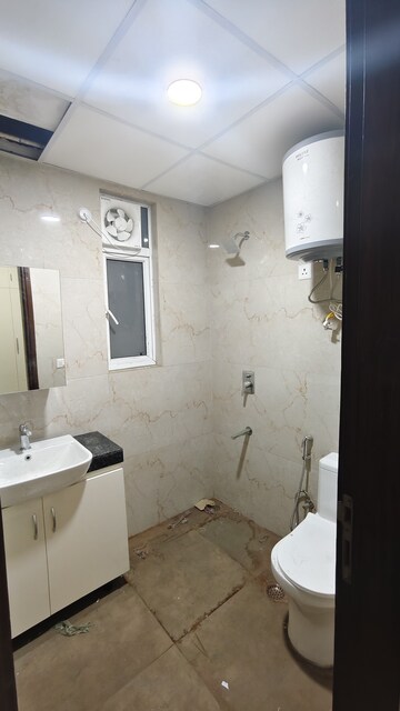 Bathroom in 2.5 BHK Apartment at M3M Soulitude, Sector 89 – for Rent