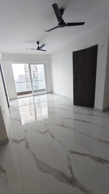 Bathroom in 3 BHK Apartment at M3M Soulitude, Sector 89 – for Rent