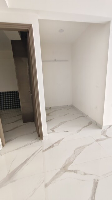 Bathroom in 3 BHK Apartment at M3M Soulitude, Sector 89 – for Rent