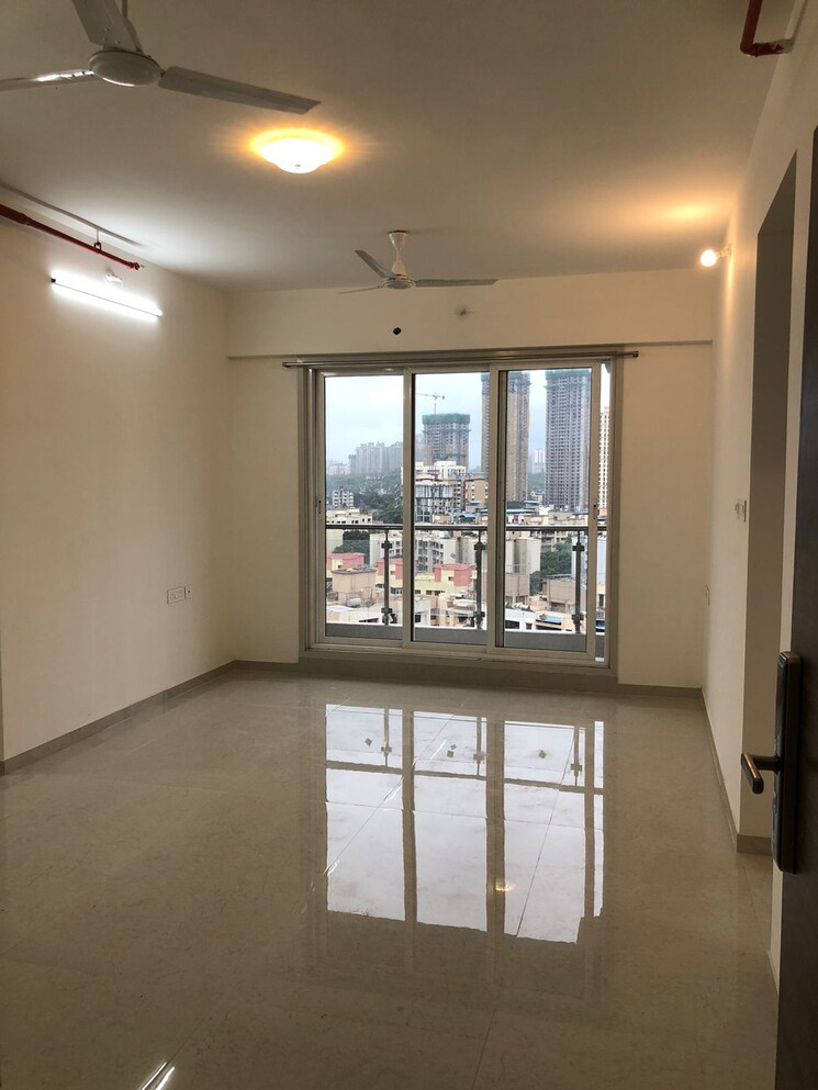 Room, rosa-manhattan 3 Bedroom 1020 Sq.Ft. Apartment In Ghodbunder Road Thane 8961727