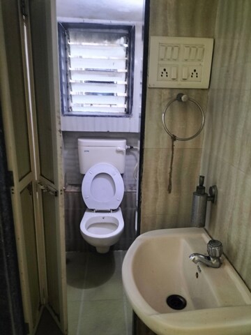 Bathroom in 1 BHK Apartment at Thane East – for Rent