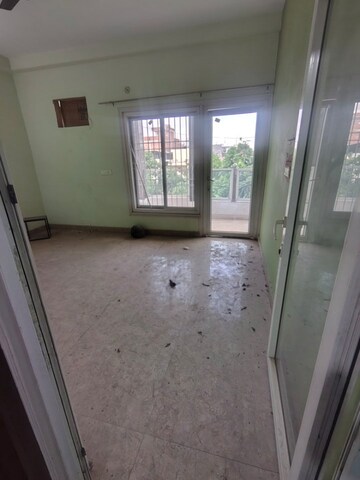 Room in 3 BHK Builder Floor at Shanti CHS Vasundhara, Vasundhara Sector 11 – for Rent