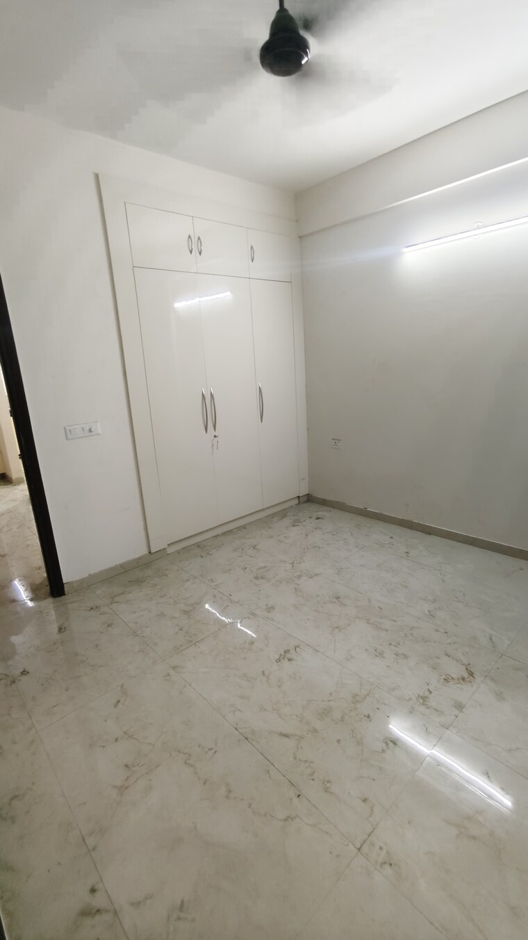 Room, smart-world-gems 2.5 Bedroom 1196 Sq.Ft. Apartment In Sector 89 Gurgaon 8961740