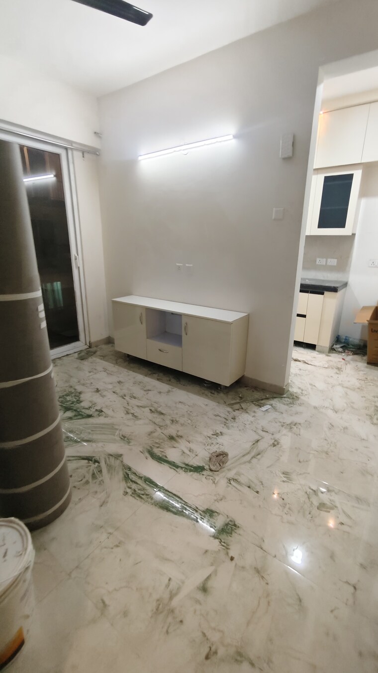 Bathroom, smart-world-gems 2.5 Bedroom 1196 Sq.Ft. Apartment In Sector 89 Gurgaon 8961740