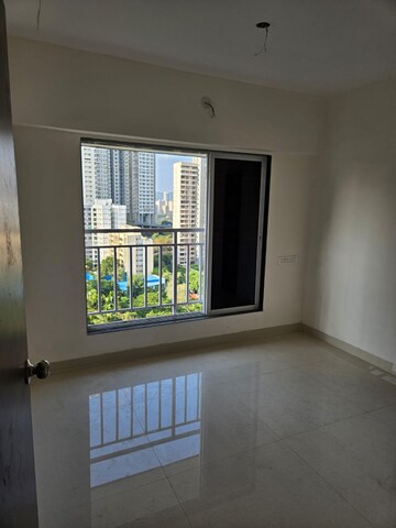 2 BHK Apartment For Sale in Malad West