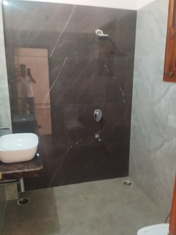 Furnished Amenities in 2 BHK Independent House at Viraj Khand – for Rent