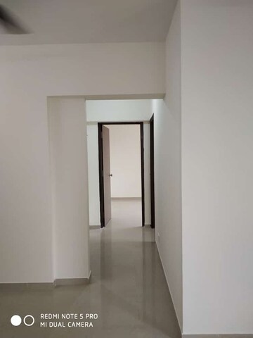 Room in 2 BHK Apartment at Maison Tarangan, Kasarvadavali – for Rent