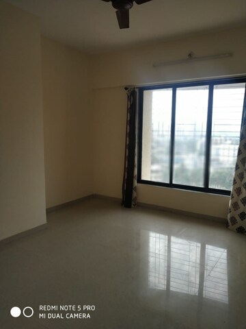 Room in 3 BHK Apartment at Maison Tarangan, Kasarvadavali – for Rent