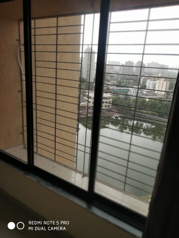 Room in 3 BHK Apartment at Maison Tarangan, Kasarvadavali – for Rent