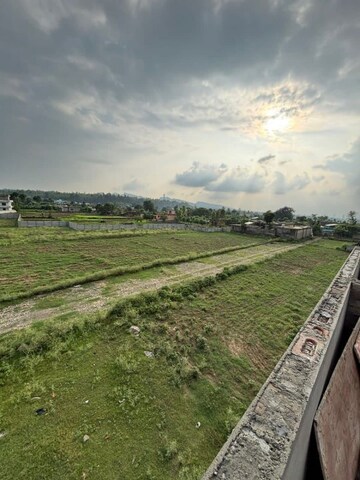  Plot For Sale in Dehrakhas