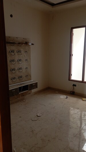 Room in 3 BHK Independent House at Ambala Highway – for Sale