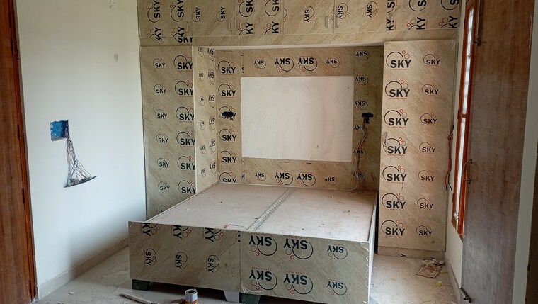 Room, ambala highway 3 Bedroom 100 Sq.Yd. Independent House In Ambala Highway Zirakpur 8961837