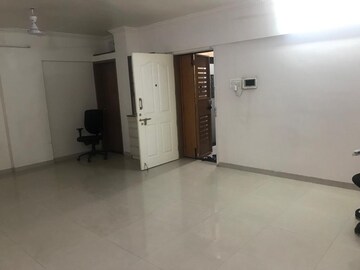 Room in 2 BHK Apartment at Aundh – for Rent