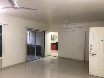 Room in 2 BHK Apartment at Aundh – for Rent