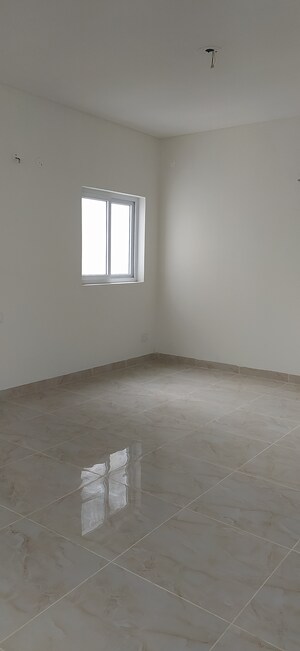 Room in 6+ BHK Villa at Sector 75 – for Sale