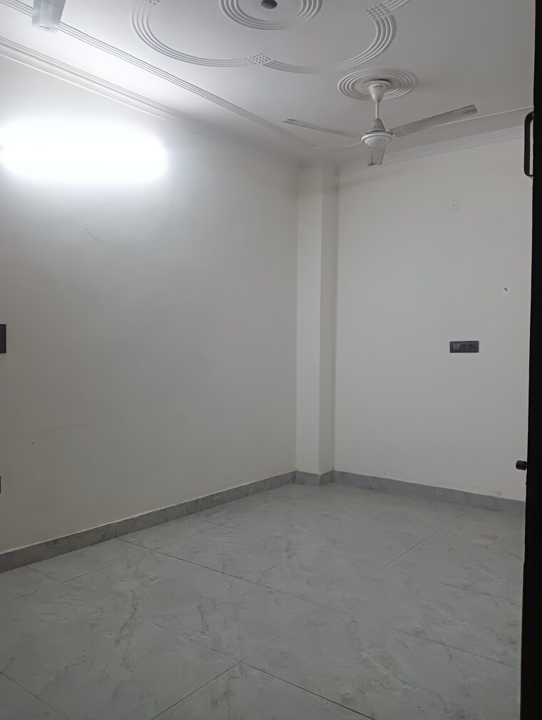 Room, govindpuri 2 Bedroom 600 Sq.Ft. Builder Floor In Govindpuri Delhi 8961851