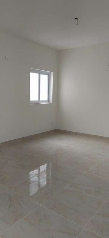 Building Lobby in 6+ BHK Villa at BPTP Parkland, Sector 75 – for Rent