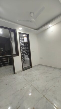 1 BHK Builder Floor For Sale in Govindpuri