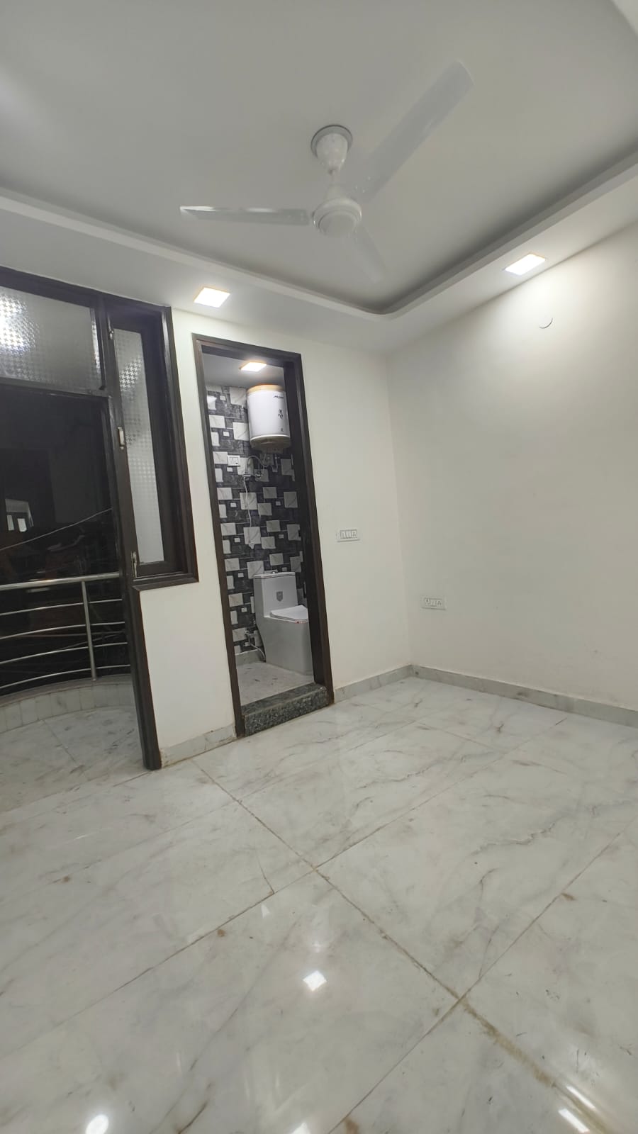 1 BHK Builder Floor For Sale in Govindpuri 