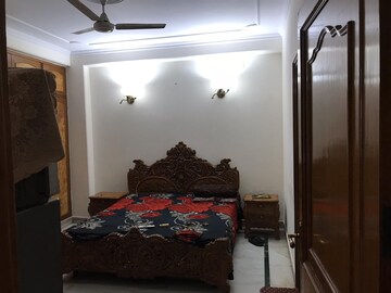 Bedroom in 2 BHK Builder Floor at Florence Nightingale Lane, Green Park – for Rent