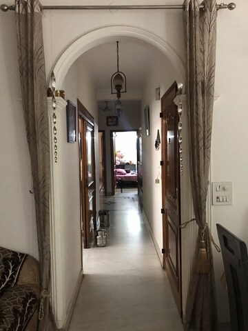 Building Lobby in 2 BHK Builder Floor at Florence Nightingale Lane, Green Park – for Rent
