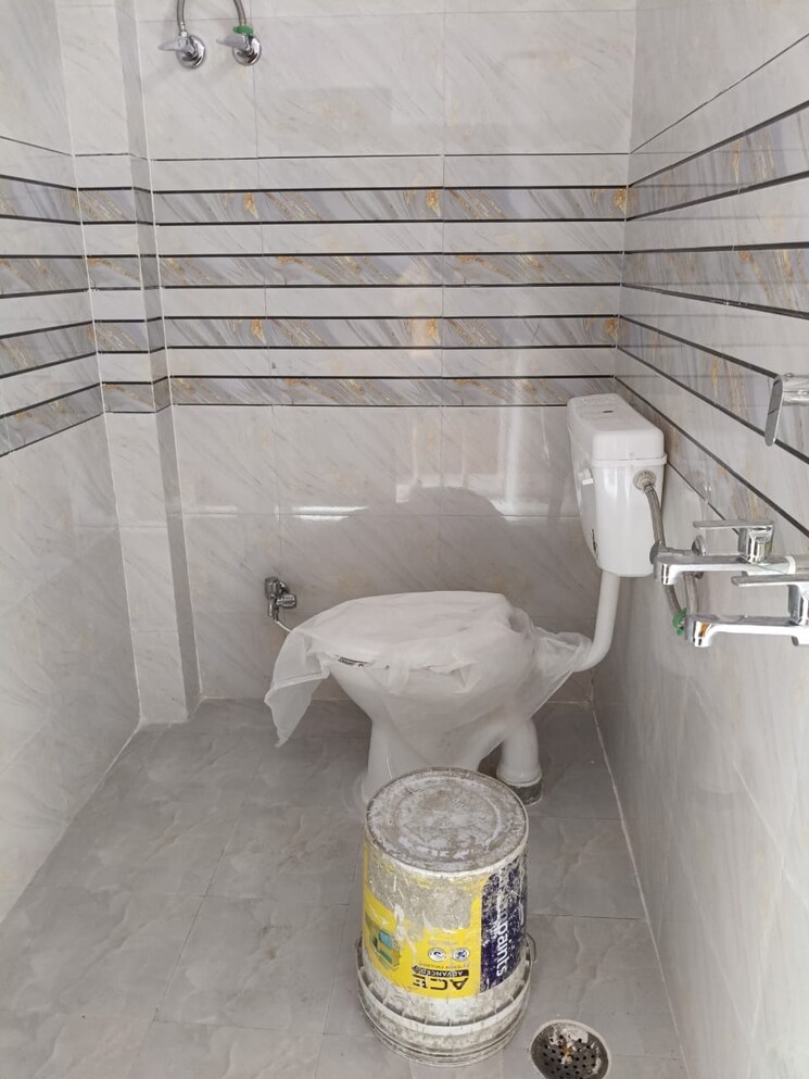 Bathroom, vikas nagar 2 Bedroom 1650 Sq.Ft. Independent House In Vikas Nagar Lucknow 8961886
