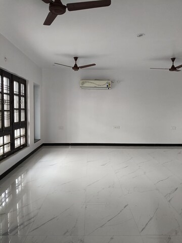 2 BHK Independent House For Rent in Vikas Nagar