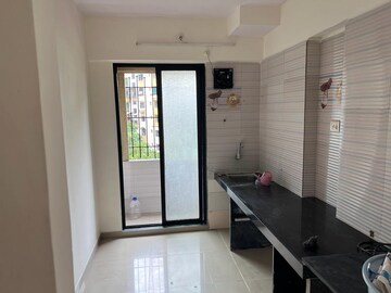 Team Area in 1 BHK Apartment at Vrindavan Complex, Thane West – for Rent