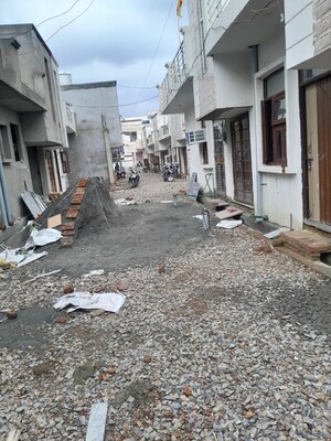 Parking in 3 BHK Independent House at Golden Valley Roza Jalalpur, Roza Jalalpur – for Sale