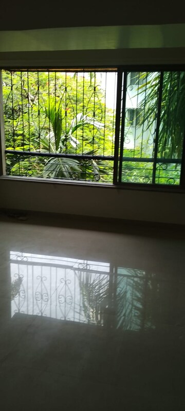 Master Bedroom in 3 BHK Apartment at Orchid Apartment Santacruz West, Santacruz West – for Rent