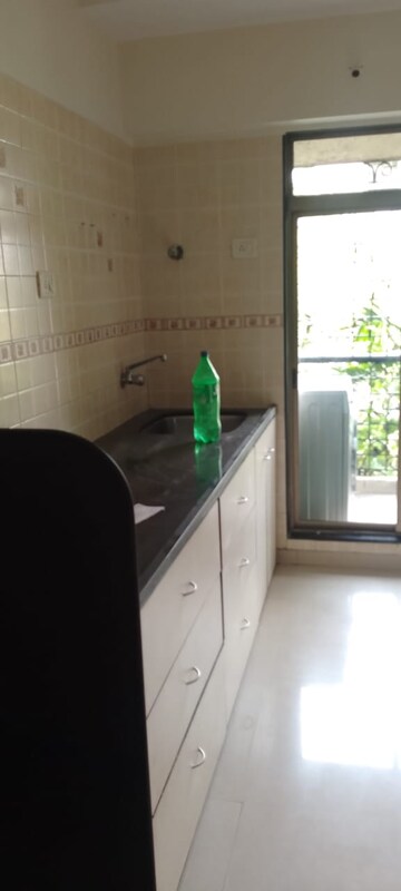 Kitchen in 3 BHK Apartment at Orchid Apartment Santacruz West, Santacruz West – for Rent