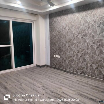 Bedroom in 3 BHK Builder Floor at Tanvi villa, Sector 45 – for Rent