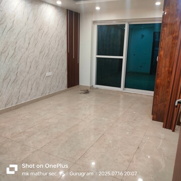 Room in 3 BHK Builder Floor at Tanvi villa, Sector 45 – for Rent