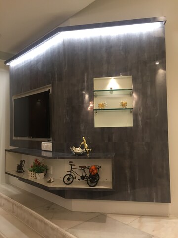 Furnished Amenities in 2 BHK Apartment at Swan Lake Apartment, Khar West – for Rent