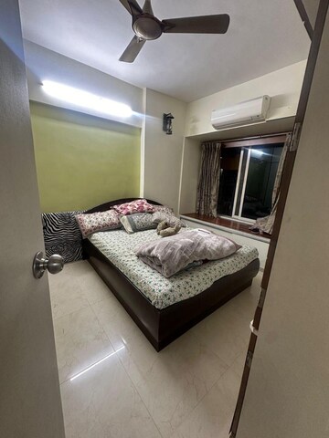 Bedroom in 2 BHK Apartment at Mhada Colony, Andheri West – for Rent