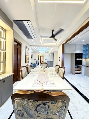 Bedroom in 3 BHK Apartment at Platinum Greens Mansarovar, Mansarovar – for Rent