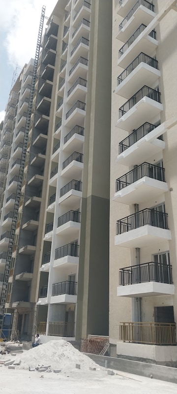 3.5 BHK Apartment – Exterior View View at Vasavi Lakecity West, Hafeezpet - for Sale