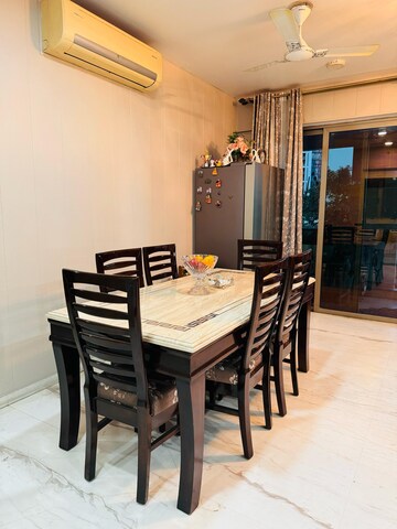 Living Room in 3 BHK Apartment at Sector 67 – for Rent