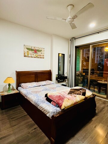 Bedroom in 3 BHK Apartment at Sector 67 – for Rent
