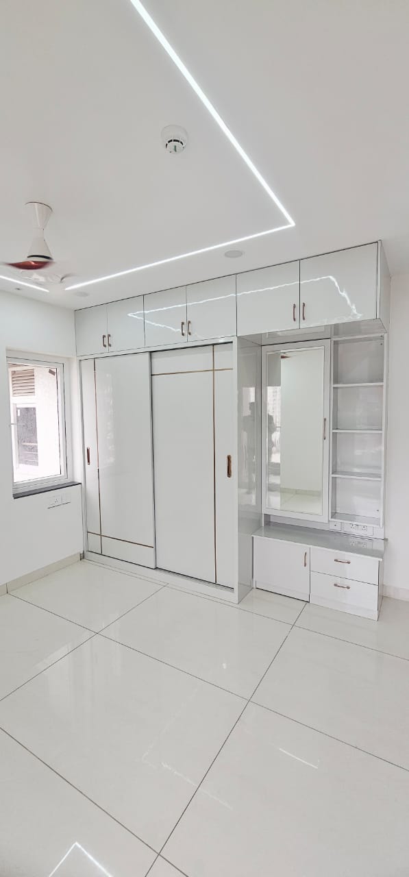 4 BHK + Pooja Room,Servant Room,Study Room,Extra Room Apartment For Rent in Aparna Luxor Park