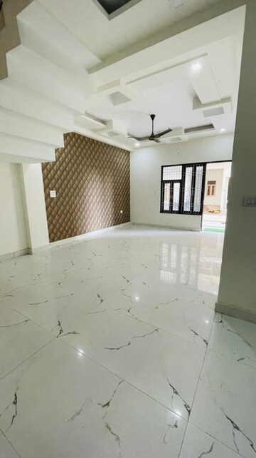 Living Room in 4 BHK Villa at Sector 10 Greater Noida – for Sale