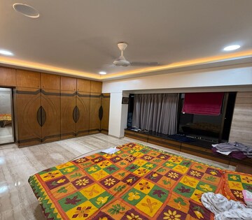 Bedroom in 2 BHK Apartment at Lower Parel – for Sale